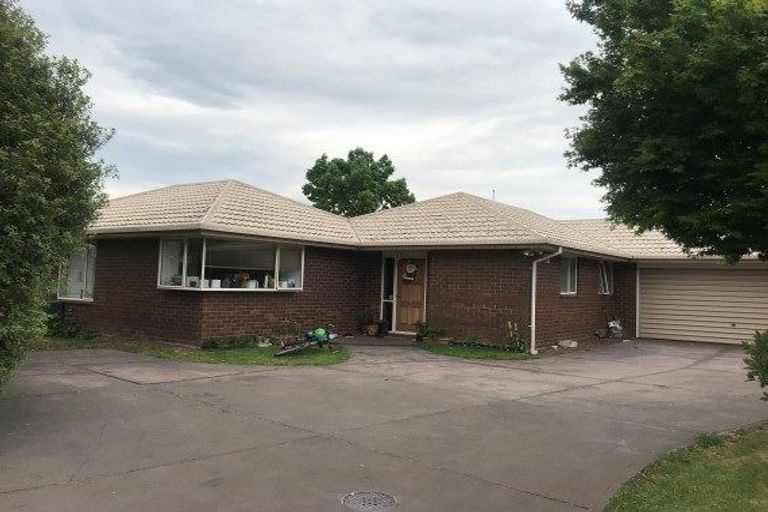 Photo of property in 8 Cataluna Place, Hei Hei, Christchurch, 8042