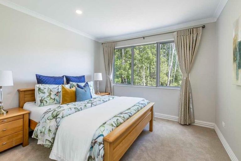 Photo of property in 47 Blacks Road, Greenhithe, Auckland, 0632