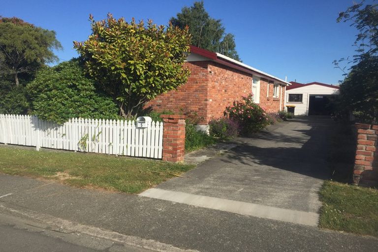 Photo of property in 5 Gunn Street, Te Anau, 9600