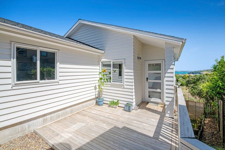 Photo of property in 135 Alec Craig Way, Gulf Harbour, Whangaparaoa, 0930