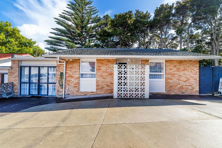 Photo of property in 3/138a Great South Road, Manurewa, Auckland, 2102