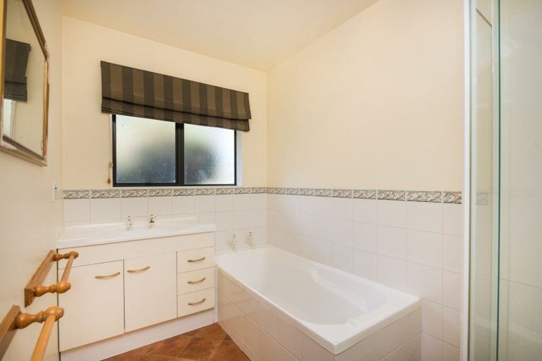 Photo of property in 1351 Rongotea Road, Kairanga, Palmerston North, 4475