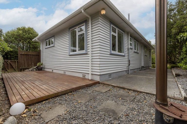Photo of property in 121 Matai Road, Raumati South, Paraparaumu, 5032