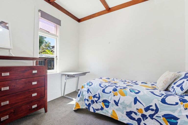 Photo of property in 520 Tremaine Avenue, Takaro, Palmerston North, 4410