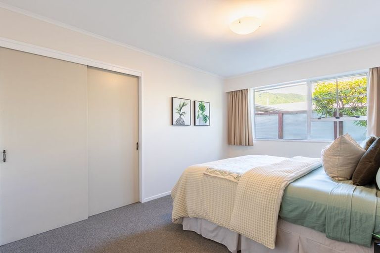 Photo of property in 34b Kapanui Road, Waikanae, 5036