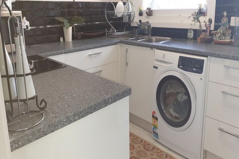 Photo of property in 50 Waipa Street, Birkenhead, Auckland, 0626