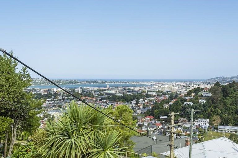 Photo of property in 24 Clifford Street, Dalmore, Dunedin, 9010
