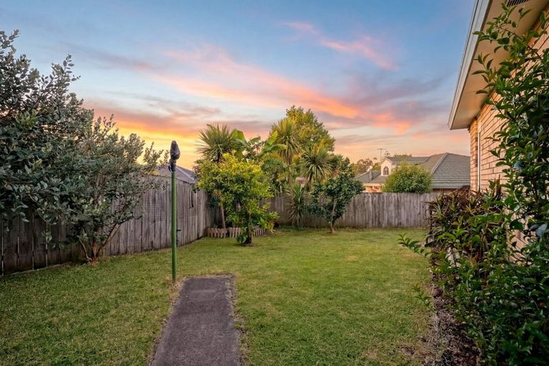 Photo of property in 9 Wattle Road, Sunnyvale, Auckland, 0612