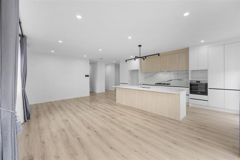 Photo of property in 57 Drumbuoy Drive, Flat Bush, Auckland, 2019