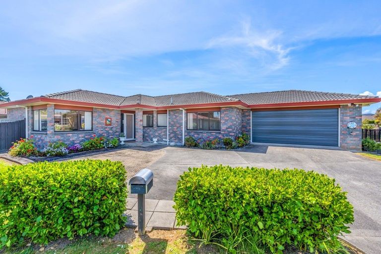 Photo of property in 9 Mirabell Place, Golflands, Auckland, 2013