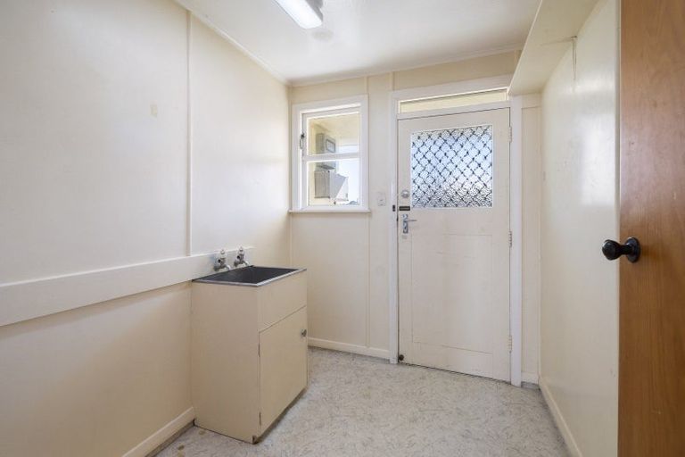 Photo of property in 6 Taumaihi Street, Bulls, 4818