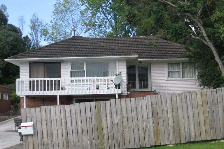 Photo of property in 58 Stottholm Road, Titirangi, Auckland, 0604