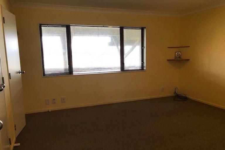 Photo of property in 13 Birkhall Grove, Strathmore Park, Wellington, 6022