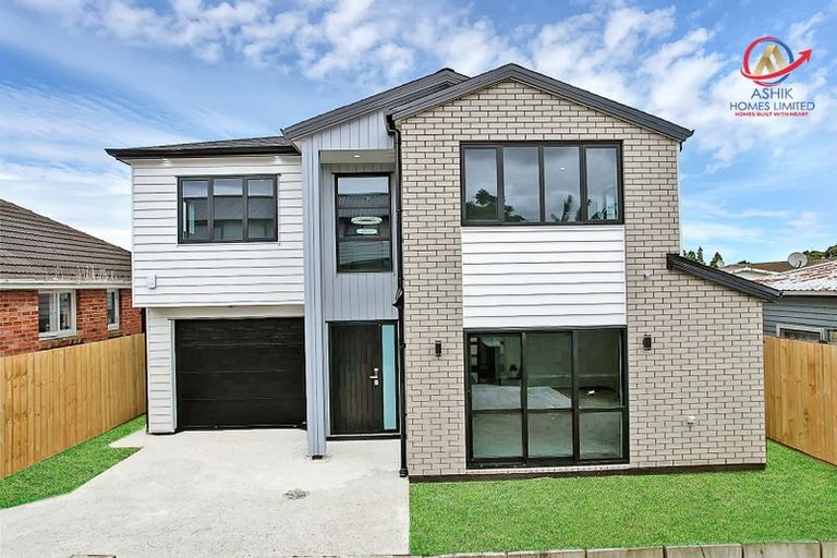 Photo of property in 16 Henwood Road, Mangere East, Auckland, 2024