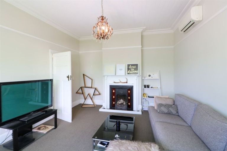 Photo of property in 8 Clifton Terrace, West End, Timaru, 7910