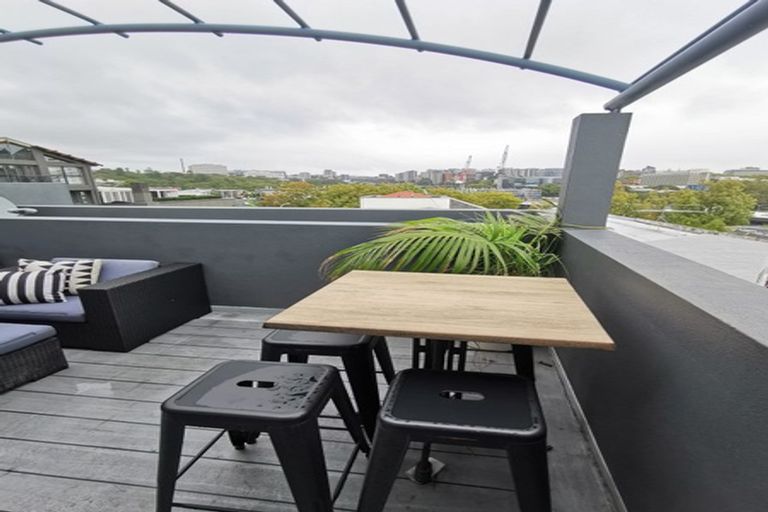 Photo of property in 4j Marston Street, Parnell, Auckland, 1052