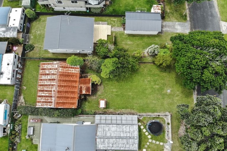 Photo of property in 34 Ocean View Road, Waihi Beach, 3611