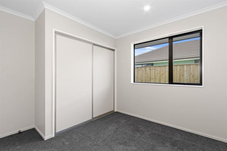 Photo of property in 8 Finstock Way, Rolleston, 7614