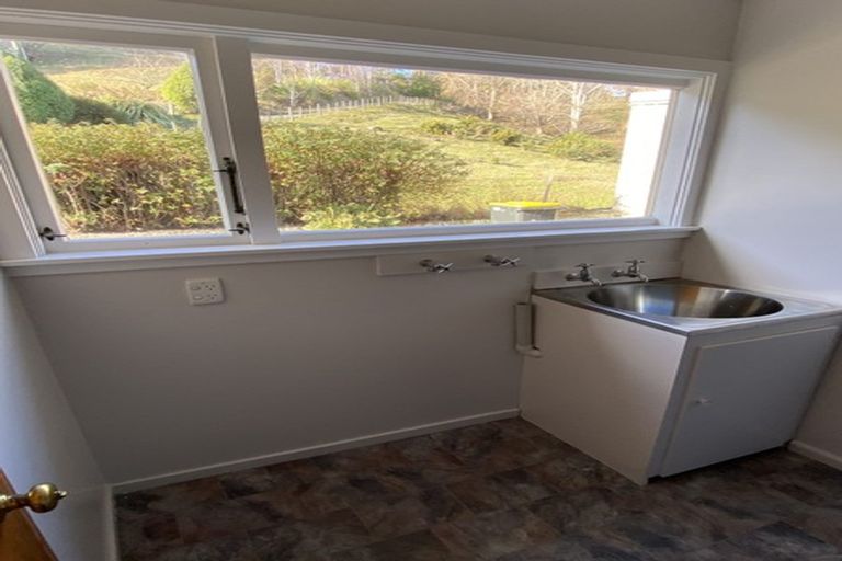 Photo of property in 18 Dickson Street, Macandrew Bay, Dunedin, 9014