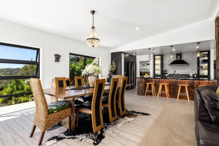 Photo of property in 65 Jamesons Esplanade, Haruru, 0204