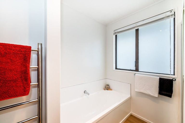 Photo of property in 15 Palmer Court, Paraparaumu, 5032