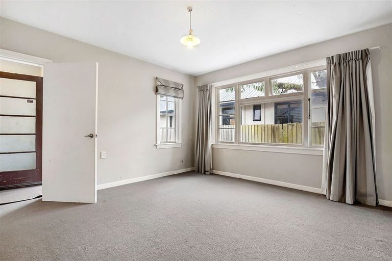 Photo of property in 52 Ilam Road, Upper Riccarton, Christchurch, 8041