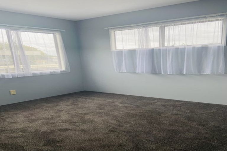 Photo of property in 1/35 Trimdon Street, Randwick Park, Auckland, 2105