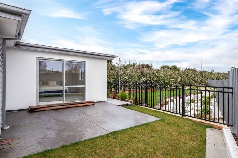 Photo of property in 29 Kakapo Lane, Redwood, Christchurch, 8051