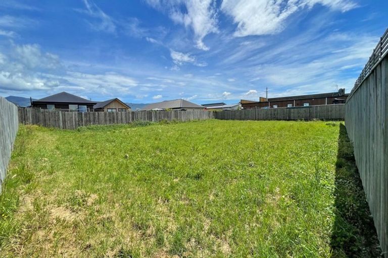 Photo of property in 14 Puketutu Grove, Motueka, 7120