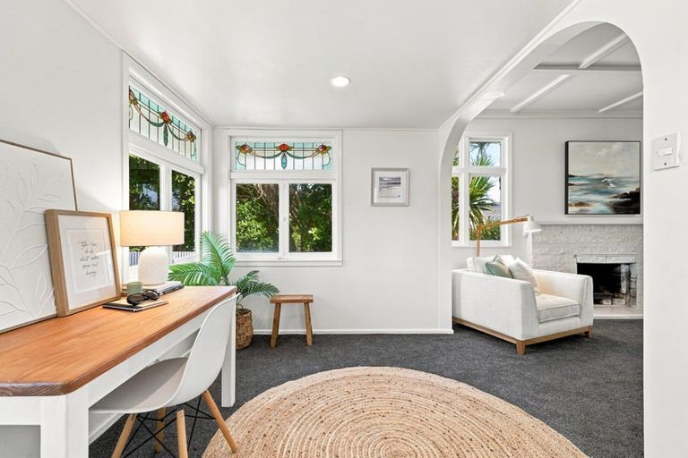 Photo of property in 1 Karewa Street, Castlecliff, Whanganui, 4501