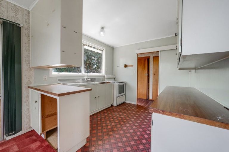 Photo of property in 120 Gills Road, Bucklands Beach, Auckland, 2014