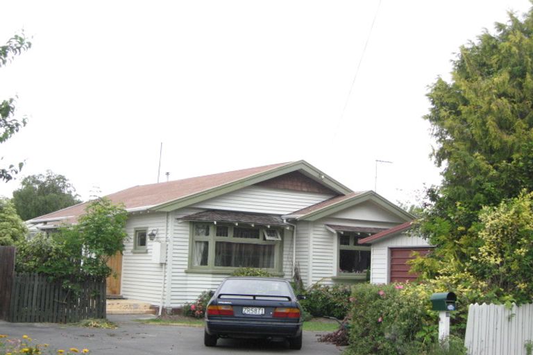 Photo of property in 2/16a Nicholls Street, Richmond, Christchurch, 8013