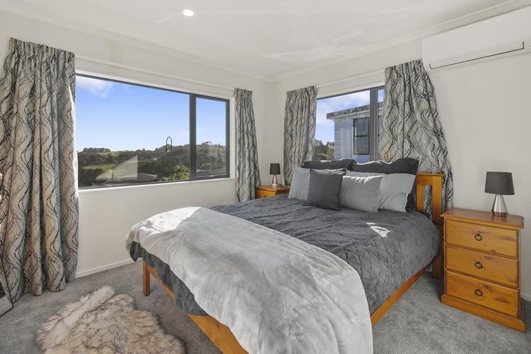 Photo of property in 37 Saint Maroun Rise, The Gardens, Auckland, 2105
