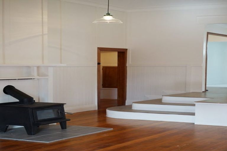 Photo of property in 62 Hurndall Street East, Maungaturoto, 0520