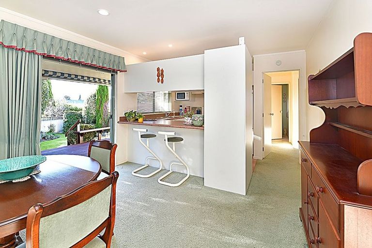 Photo of property in 4/848 Whangaparaoa Road, Manly, Whangaparaoa, 0930