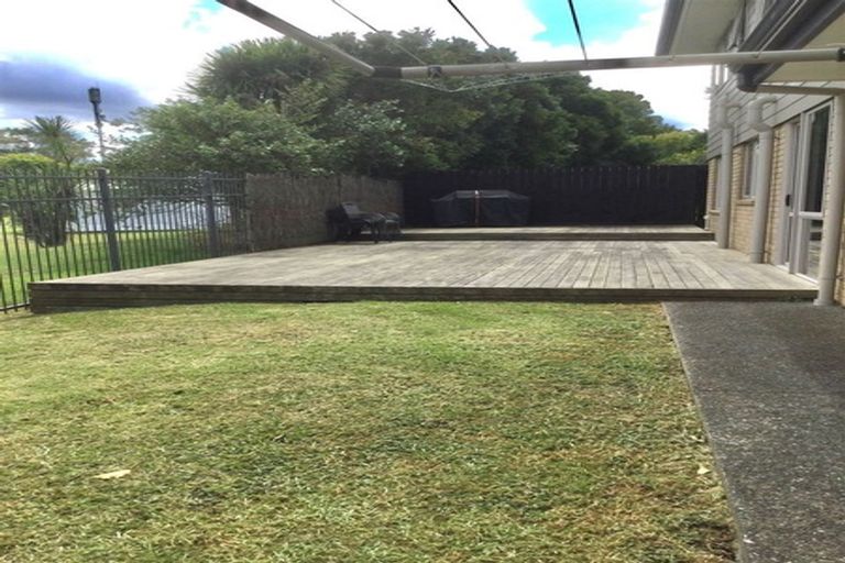 Photo of property in 258b Te Atatu Road, Te Atatu South, Auckland, 0610