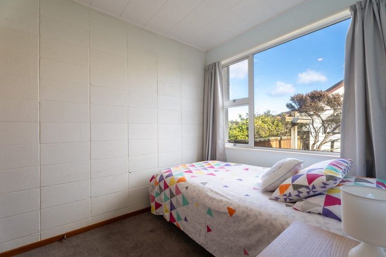 Photo of property in 1e Herewini Street, Titahi Bay, Porirua, 5022