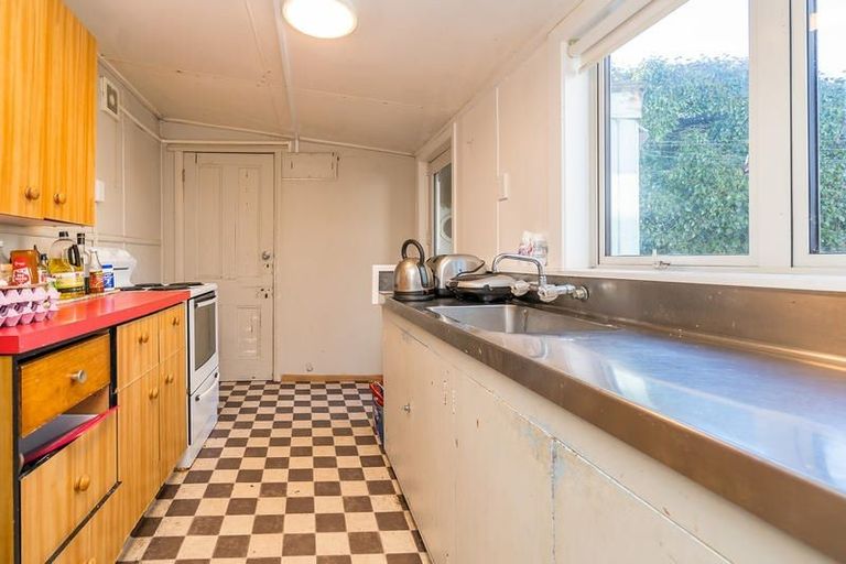 Photo of property in 141 Saint David Street, North Dunedin, Dunedin, 9016