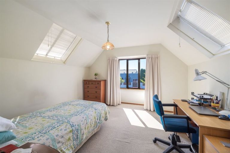 Photo of property in 1/64 Merivale Lane, Merivale, Christchurch, 8014