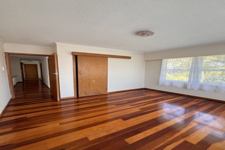 Photo of property in 90 Coronation Road, Mangere Bridge, Auckland, 2022