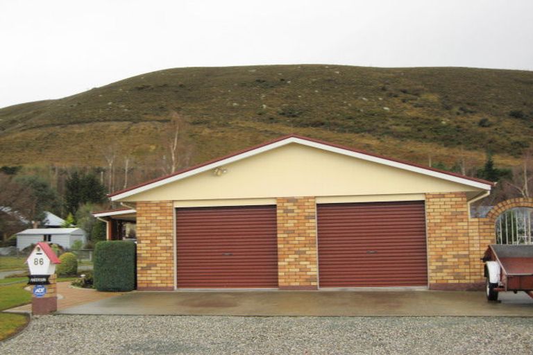 Photo of property in 86 Shields Street, Clyde, 9330