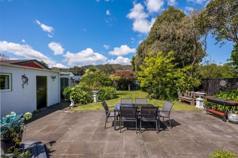 Photo of property in 47 Cambridge Terrace, Waiwhetu, Lower Hutt, 5010