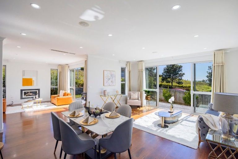 Photo of property in 20 Bearing Parade, Long Bay, Auckland, 0630