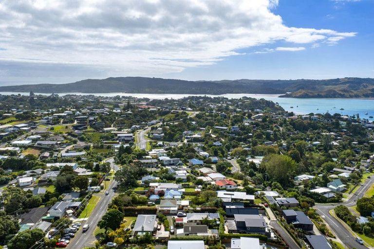 Photo of property in 21c Lorenzen Bay Road, Raglan, 3225