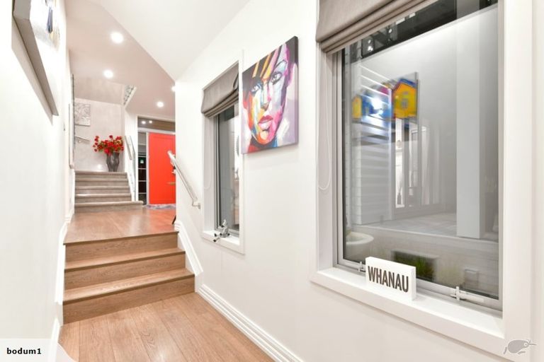 Photo of property in 110 Vipond Road, Stanmore Bay, Whangaparaoa, 0932