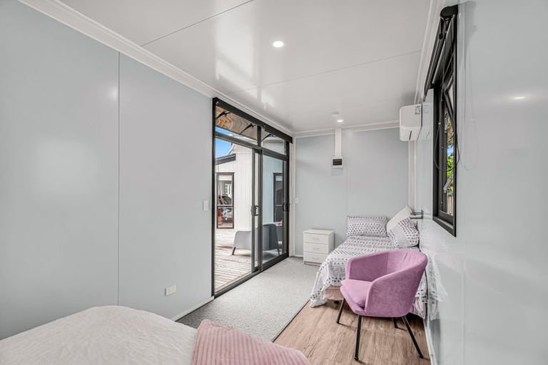 Photo of property in 1 Manaia Road, Tairua, 3508