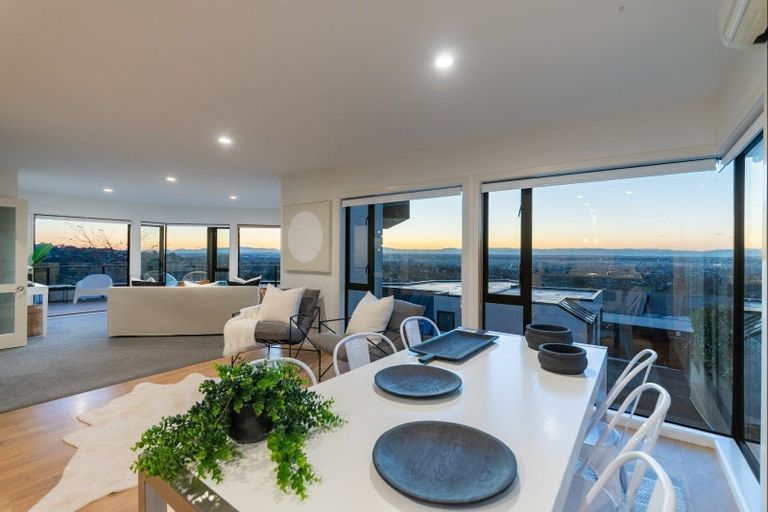 Photo of property in 1/8 Lookaway Place, Huntsbury, Christchurch, 8022