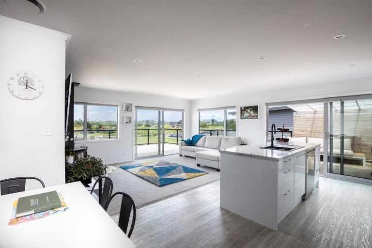 Photo of property in 5b Hinz Lane, Bell Block, New Plymouth, 4312