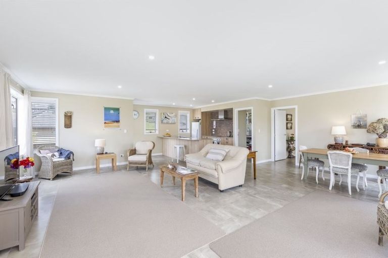 Photo of property in 41 Aurora Avenue, Snells Beach, 0920