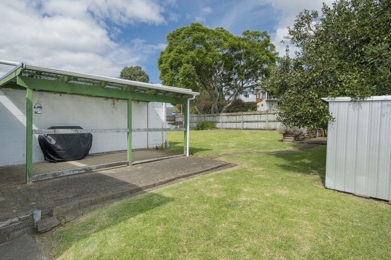Photo of property in 1 Upland Street, Brookfield, Tauranga, 3110